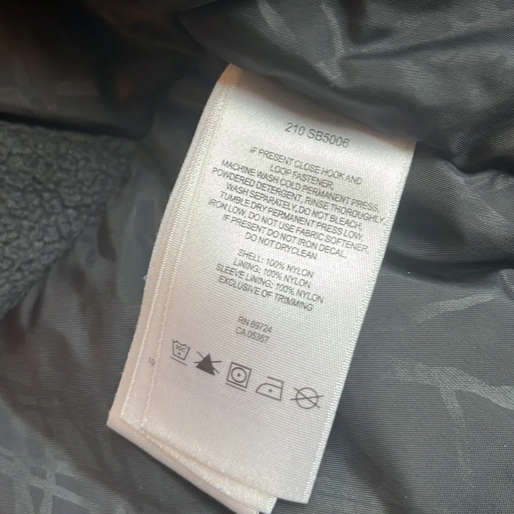 Columbia Waterproof Omnishield Grey Color‎ Block Jacket Shell Size 10/12 Youth